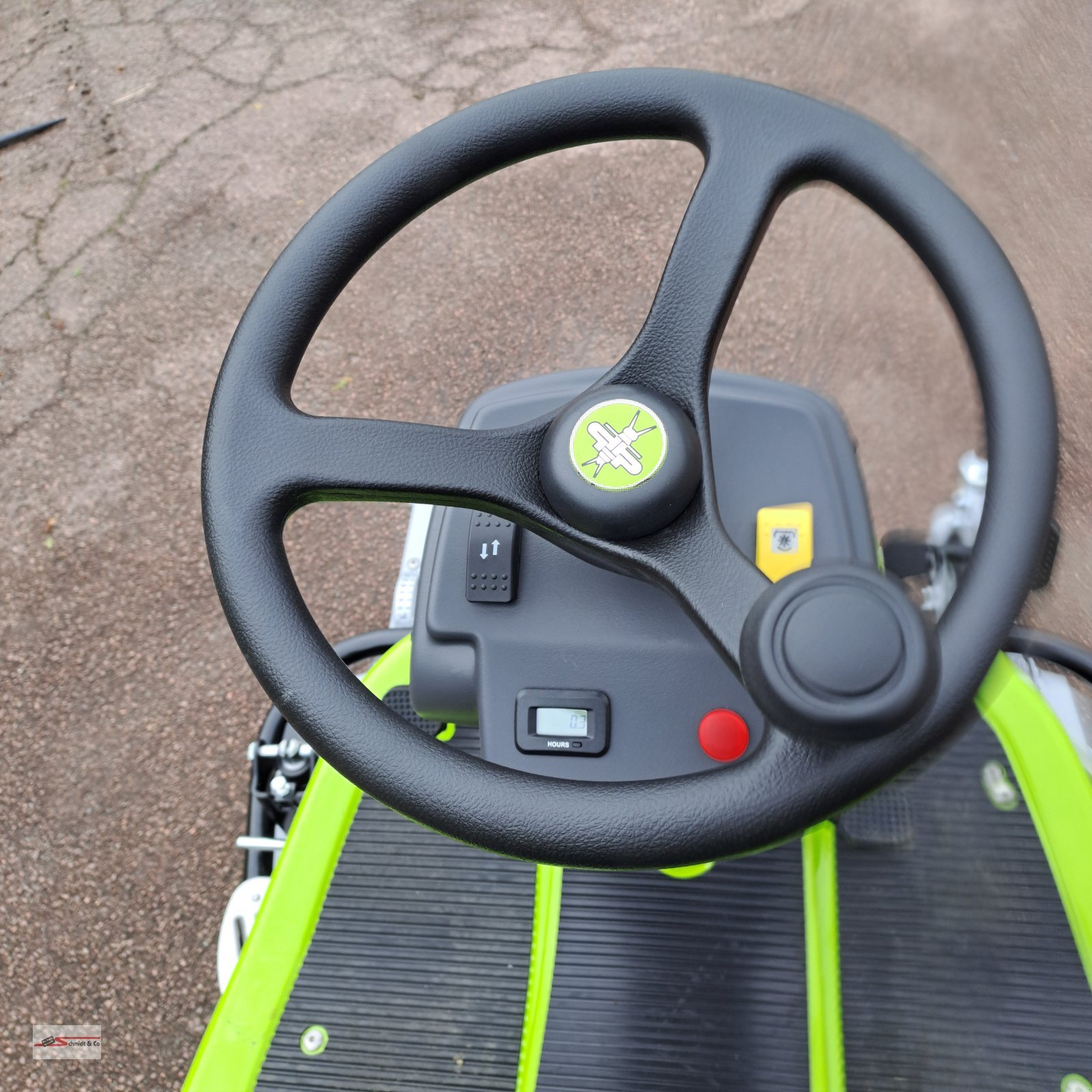 Rasenmäher of the type Grillo FD 450, Neumaschine in Granzin OT Greven (Picture 5)