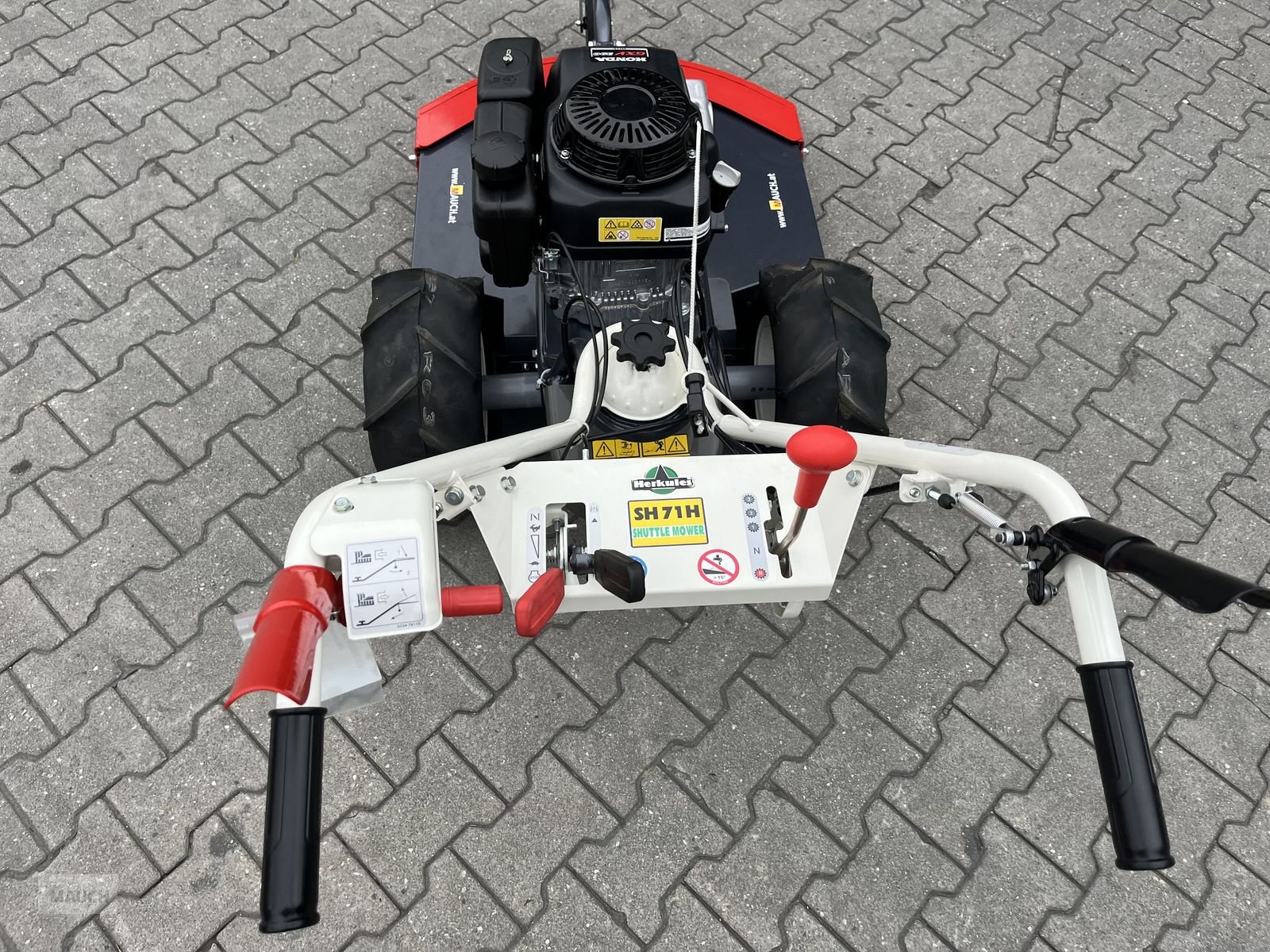 Rasenmäher typu Herkules Hochgrasmäher SH 71 BVL mit Breitreifen, Neumaschine v Burgkirchen (Obrázek 7)