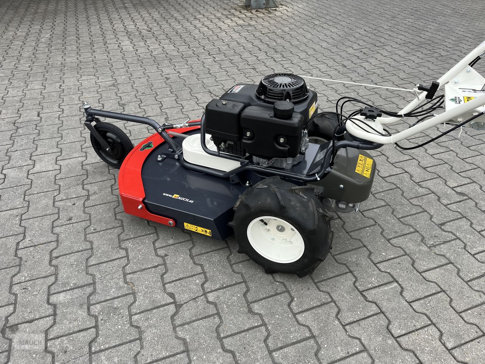 Rasenmäher typu Herkules Hochgrasmäher SH 71 BVL mit Breitreifen, Neumaschine v Burgkirchen (Obrázek 11)