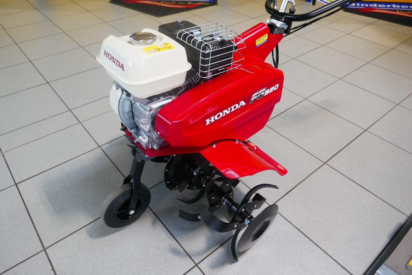 Rasenmäher of the type Honda FG320 Motorhacke, Gebrauchtmaschine in Villach (Picture 3)