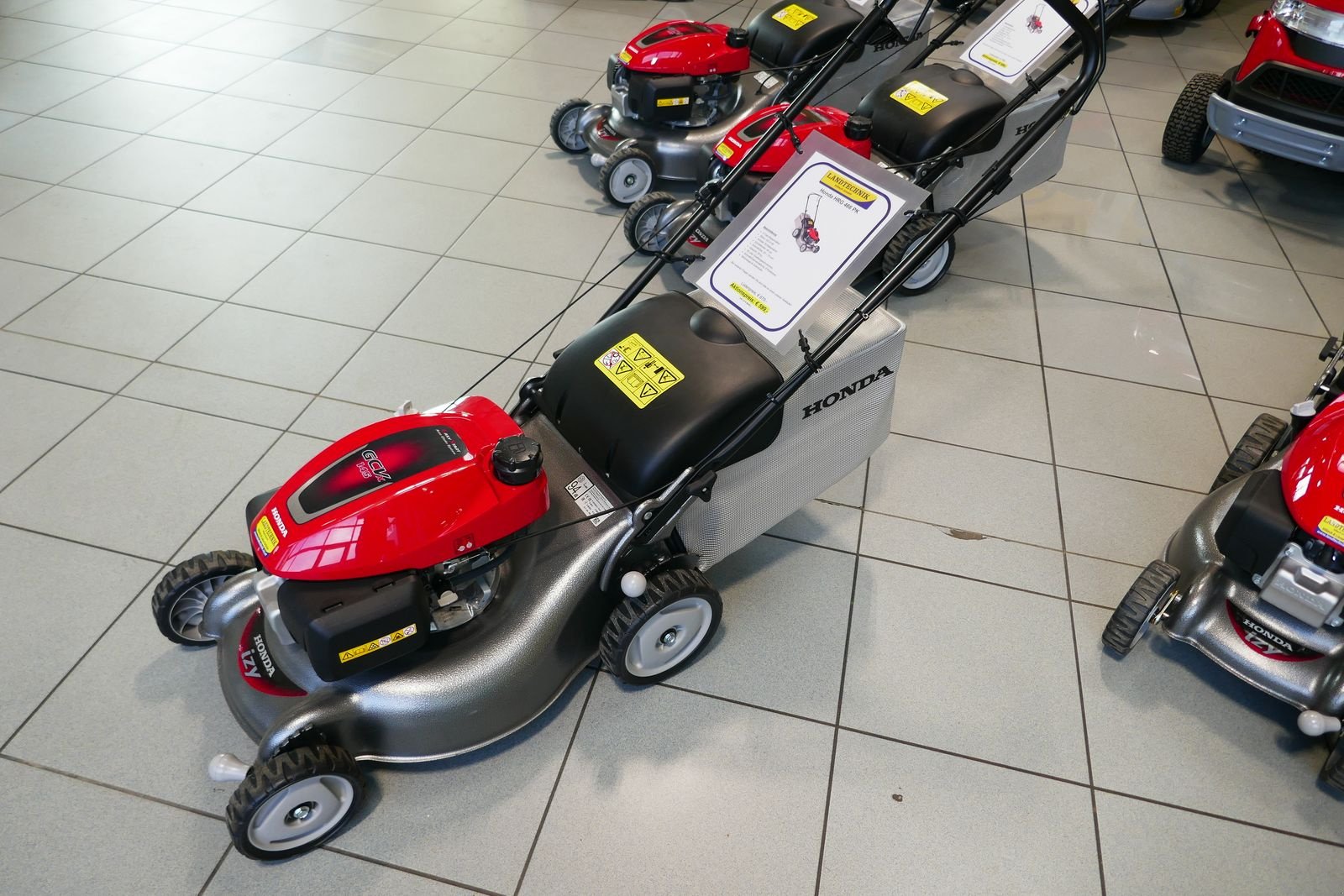 Rasenmäher des Typs Honda HRG 466 PK, Gebrauchtmaschine in Villach (Bild 1)