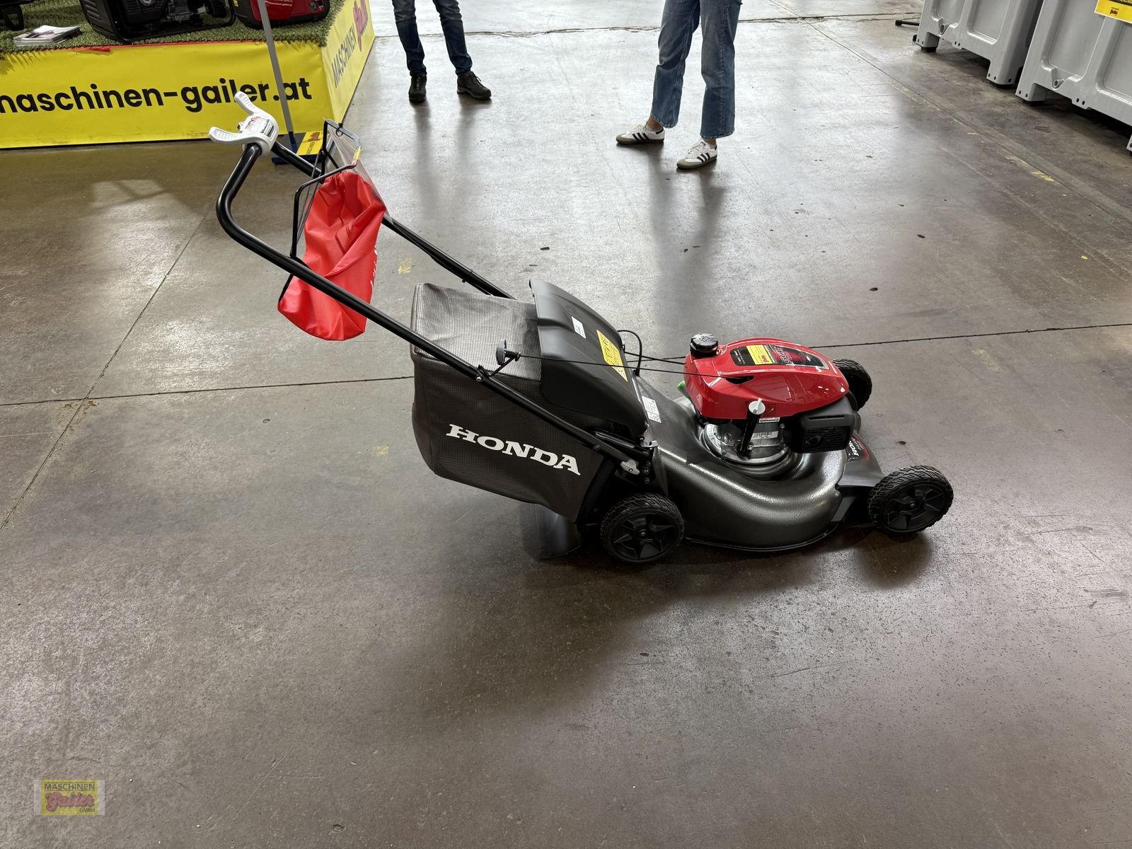 Rasenmäher of the type Honda HRN 536 VK Rasenmäher mit 53cm Schnittbreite, Neumaschine in Kötschach (Picture 11)