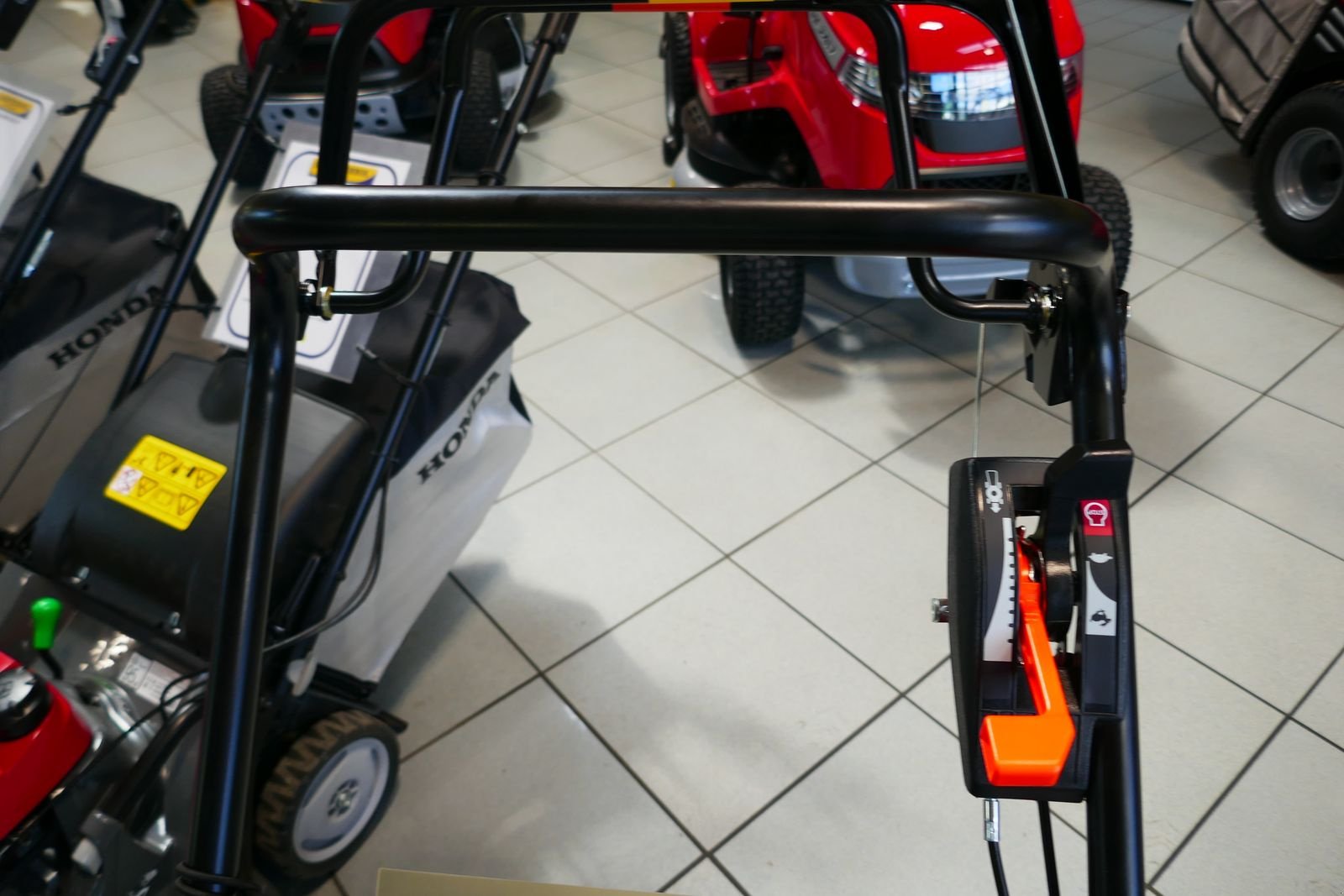 Rasenmäher of the type Honda HRX 476 HY, Gebrauchtmaschine in Villach (Picture 7)