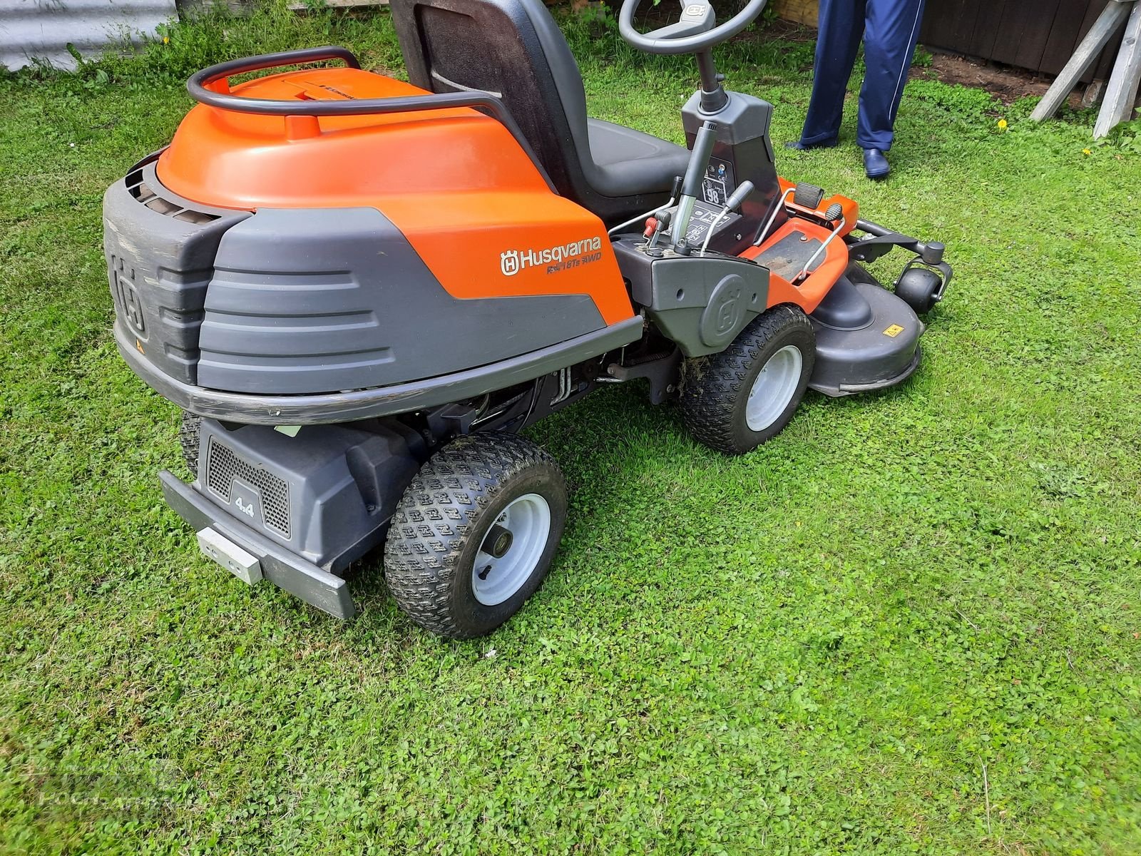Rasenmäher des Typs Husqvarna 418ts AWD, Gebrauchtmaschine in Kronstorf (Bild 2)
