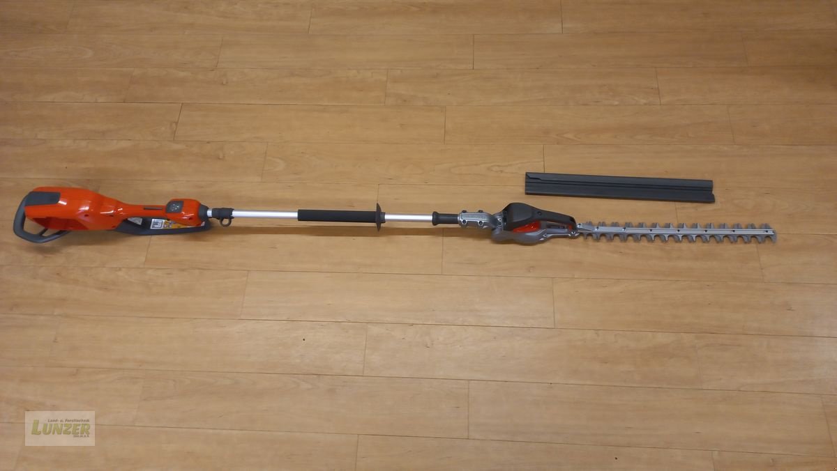 Rasenmäher of the type Husqvarna 520i HE3, Neumaschine in Kaumberg (Picture 1)