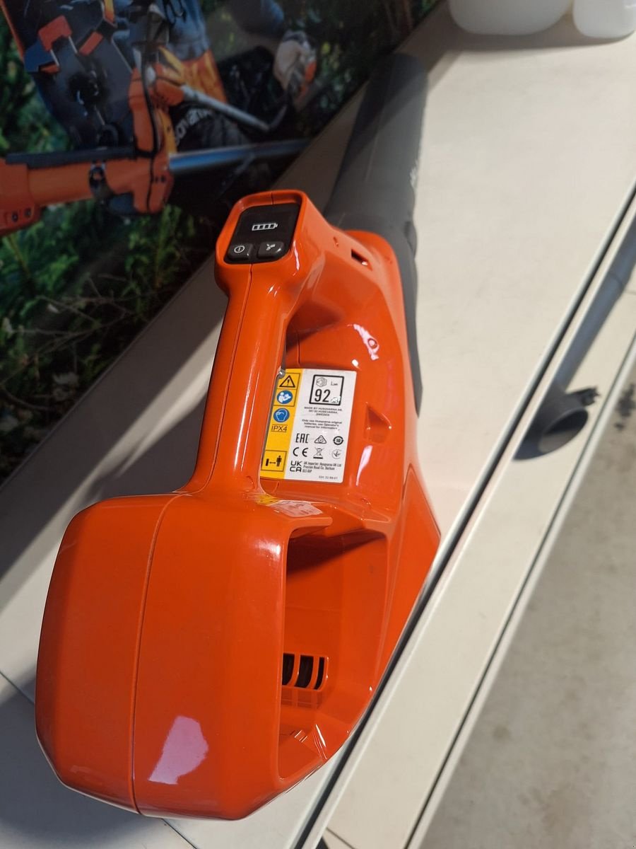 Rasenmäher типа Husqvarna Akku-Blasgerät 530 iB, Gebrauchtmaschine в Villach (Фотография 6)