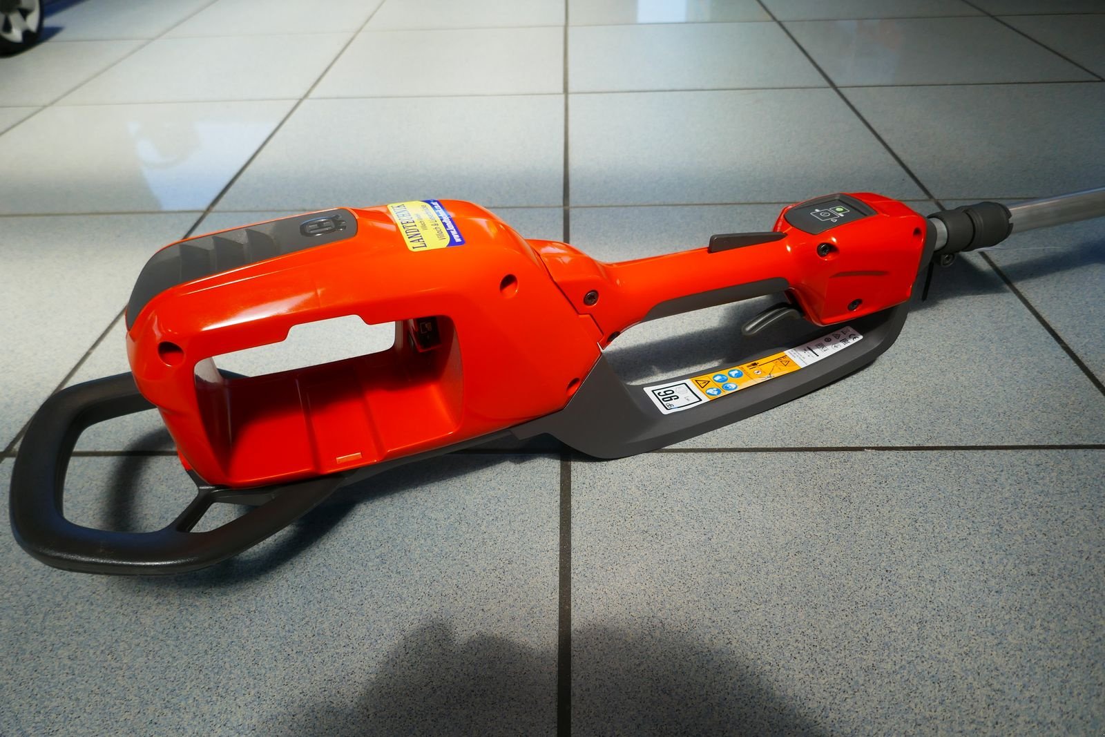 Rasenmäher des Typs Husqvarna Akku Heckenschere 520iHE3, Gebrauchtmaschine in Villach (Bild 1)