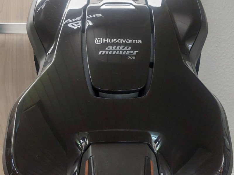 Rasenmäher des Typs Husqvarna Automower 305, Neumaschine in Neuffen (Bild 1)