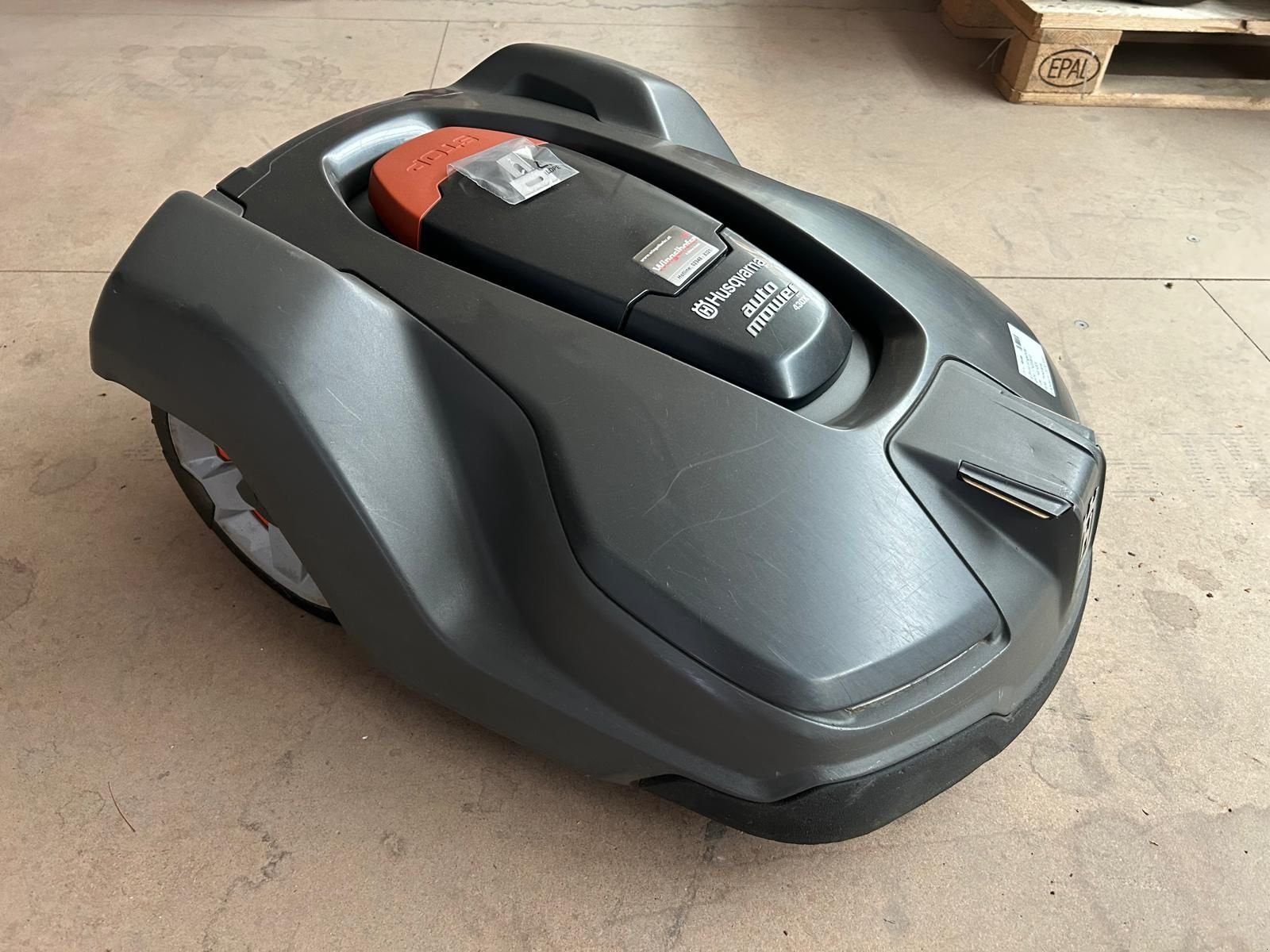 Rasenmäher of the type Husqvarna Automower 430 X, Gebrauchtmaschine in Starrein (Picture 2)
