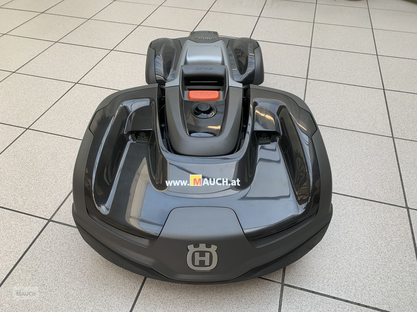 Rasenmäher des Typs Husqvarna Automower 435X AWD, BJ 2023, 44 Stunden, Gebrauchtmaschine in Eben (Bild 2)