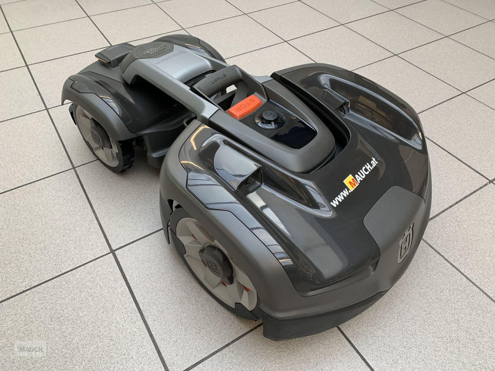 Rasenmäher des Typs Husqvarna Automower 435X AWD, BJ 2023, 44 Stunden, Gebrauchtmaschine in Eben (Bild 3)