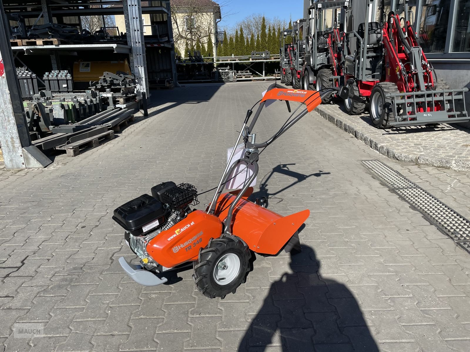 Rasenmäher of the type Husqvarna Bodenfräse TR348 mit Antrieb, Neumaschine in Burgkirchen (Picture 12)