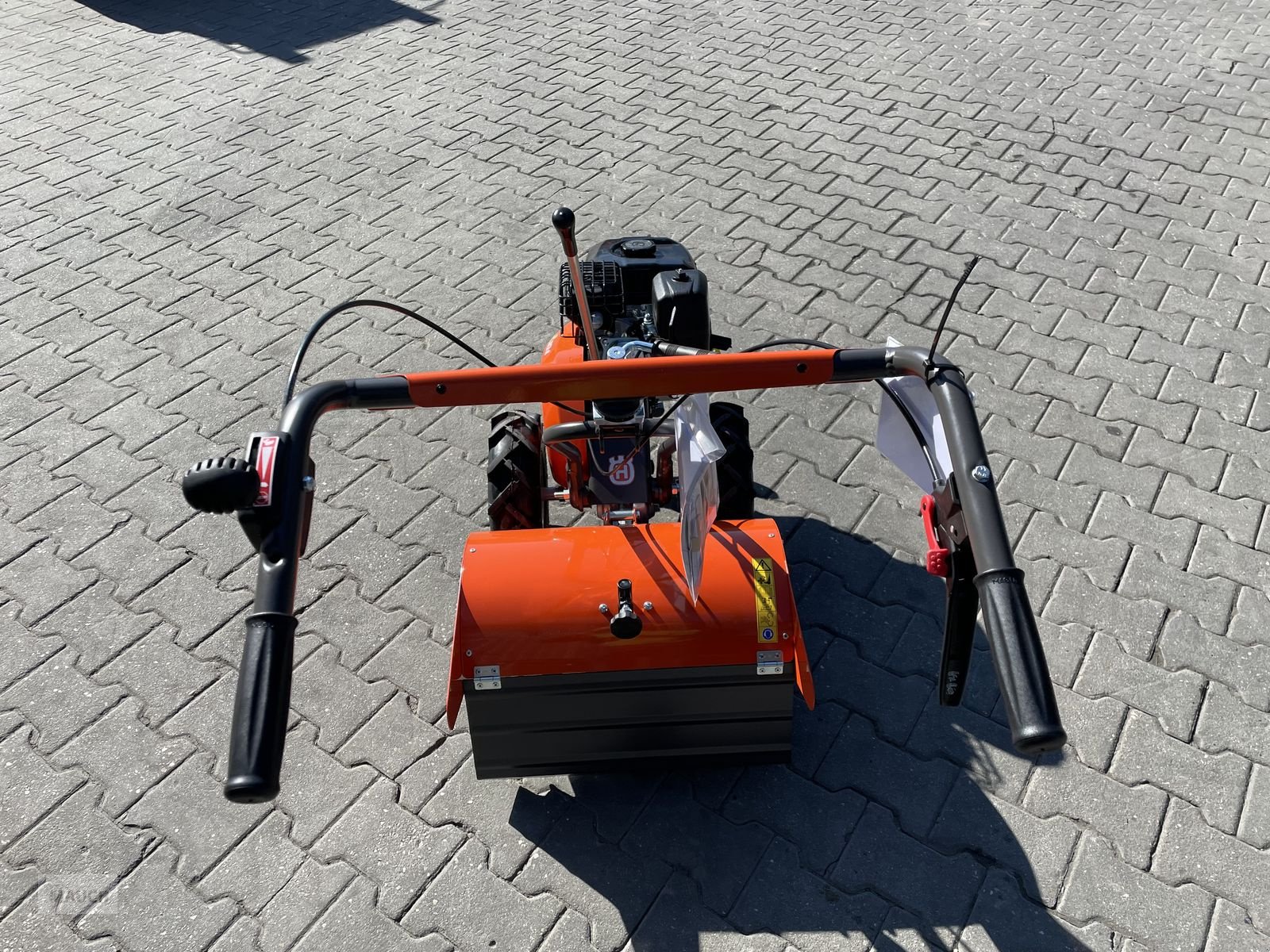 Rasenmäher of the type Husqvarna Bodenfräse TR348 mit Antrieb, Neumaschine in Burgkirchen (Picture 7)