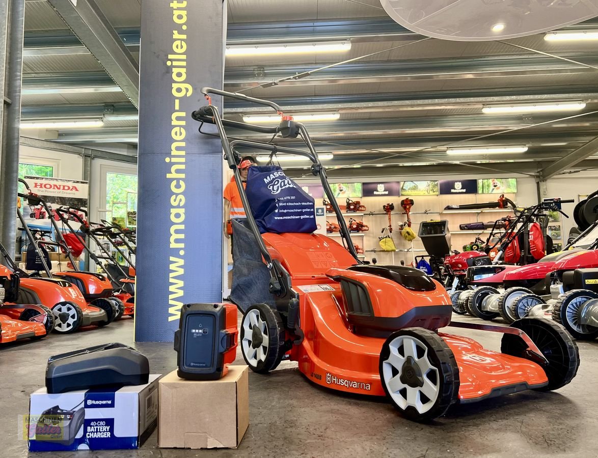 Rasenmäher του τύπου Husqvarna Komplettset LC 142iS Akku-Rasenmäher, Neumaschine σε Kötschach (Φωτογραφία 1)