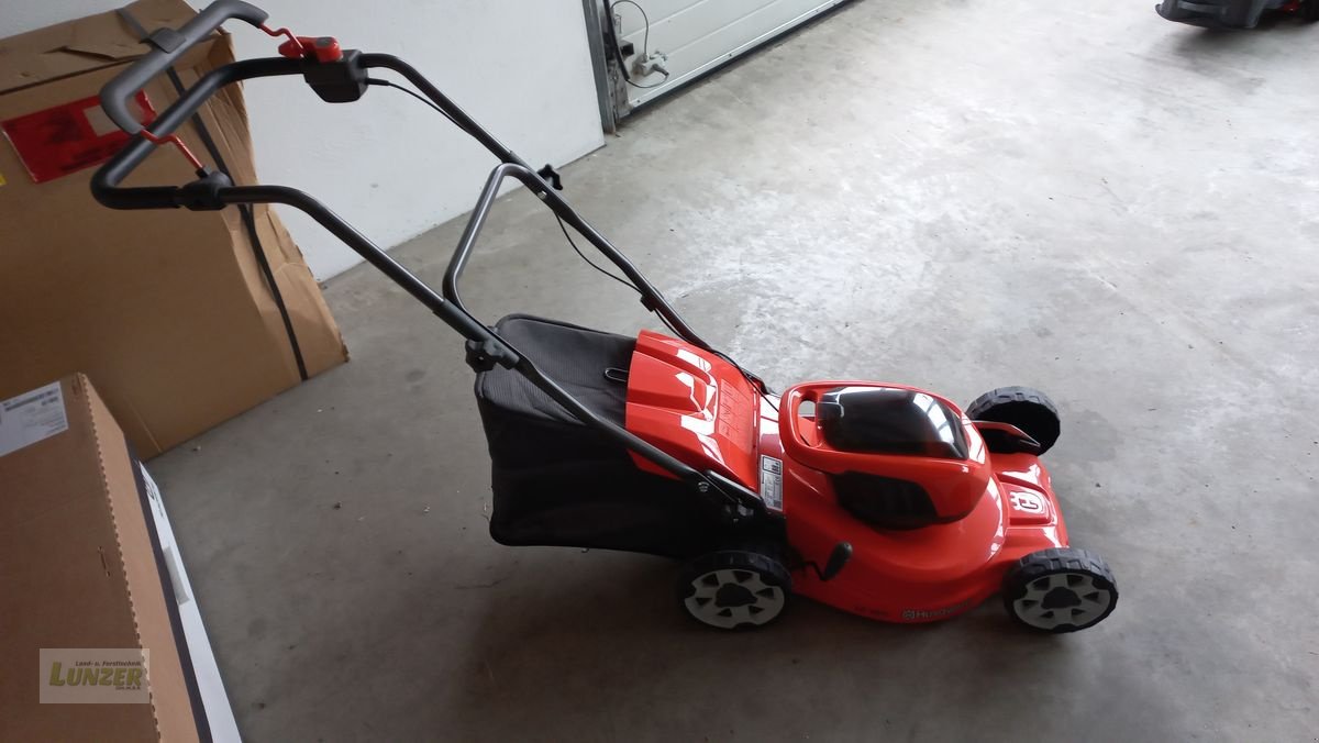 Rasenmäher tip Husqvarna LC 137i, Neumaschine in Kaumberg (Poză 1)