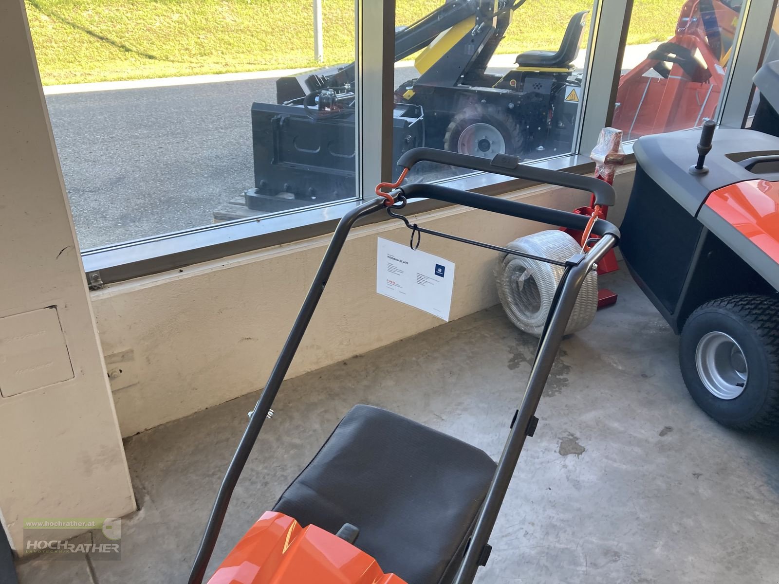 Rasenmäher des Typs Husqvarna LC 247S, Neumaschine in Kronstorf (Bild 4)