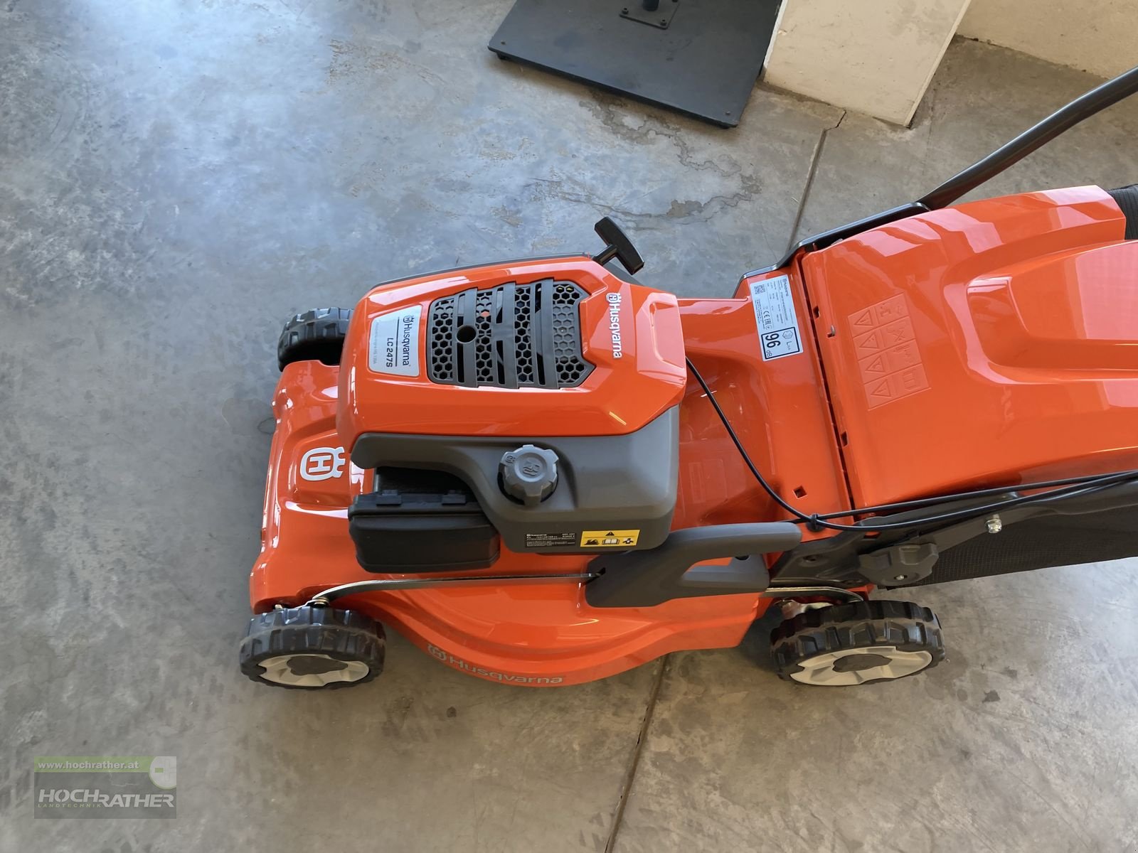 Rasenmäher des Typs Husqvarna LC 247S, Neumaschine in Kronstorf (Bild 3)