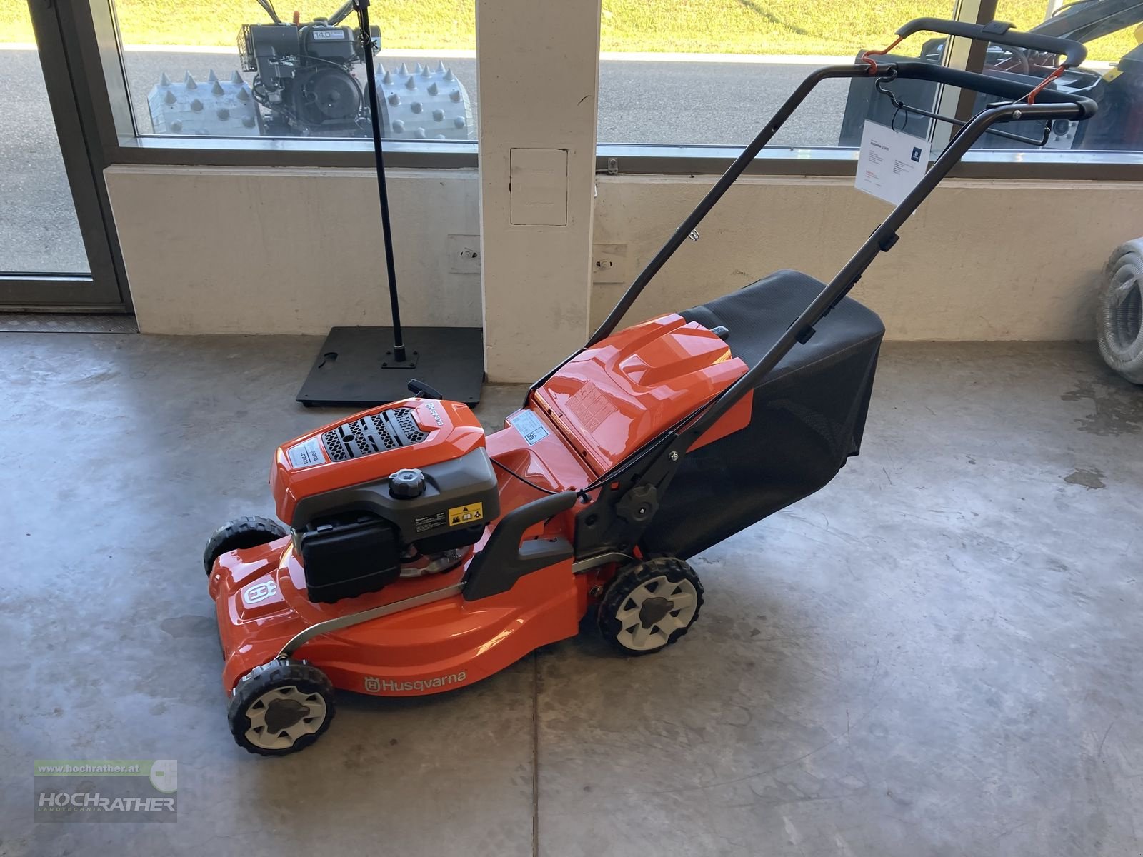 Rasenmäher des Typs Husqvarna LC 247S, Neumaschine in Kronstorf (Bild 12)