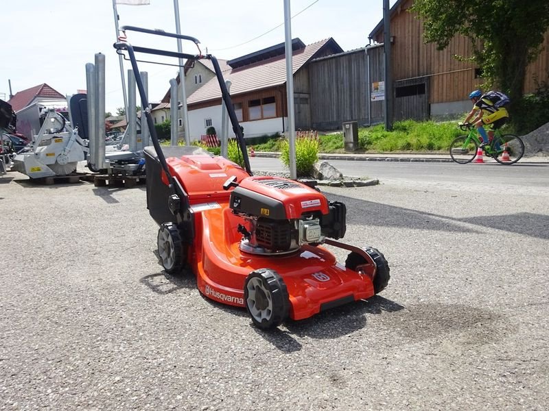 Rasenmäher a típus Husqvarna LC 253S Rasenmäher, Neumaschine ekkor: St. Marienkirchen (Kép 3)