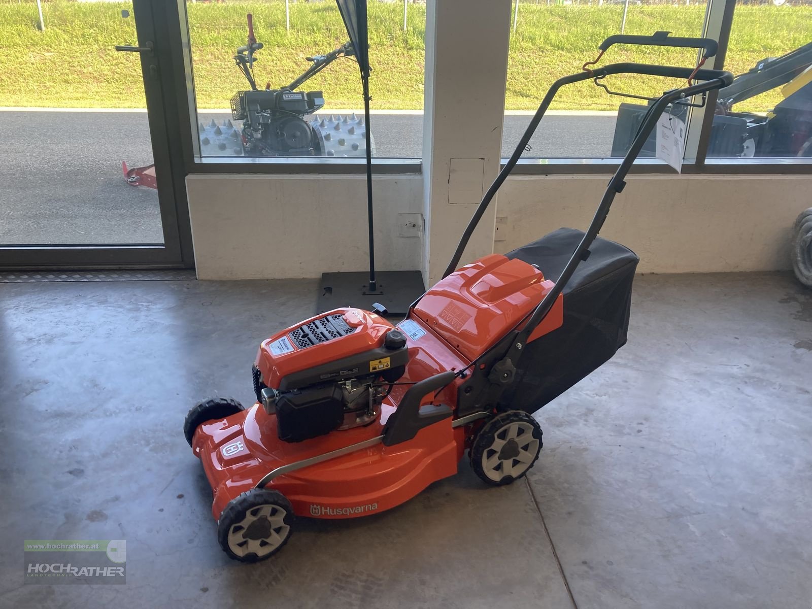 Rasenmäher des Typs Husqvarna LC 253S, Neumaschine in Kronstorf (Bild 9)