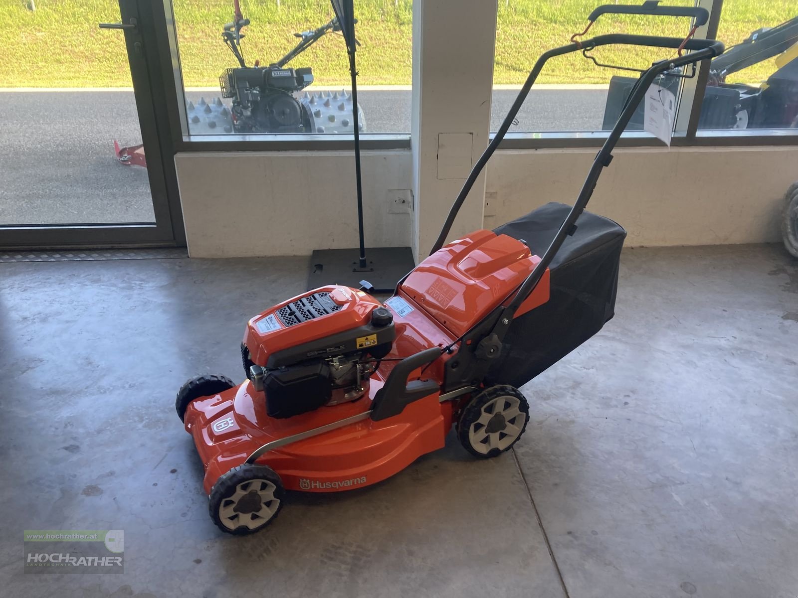 Rasenmäher des Typs Husqvarna LC 253S, Neumaschine in Kronstorf (Bild 10)