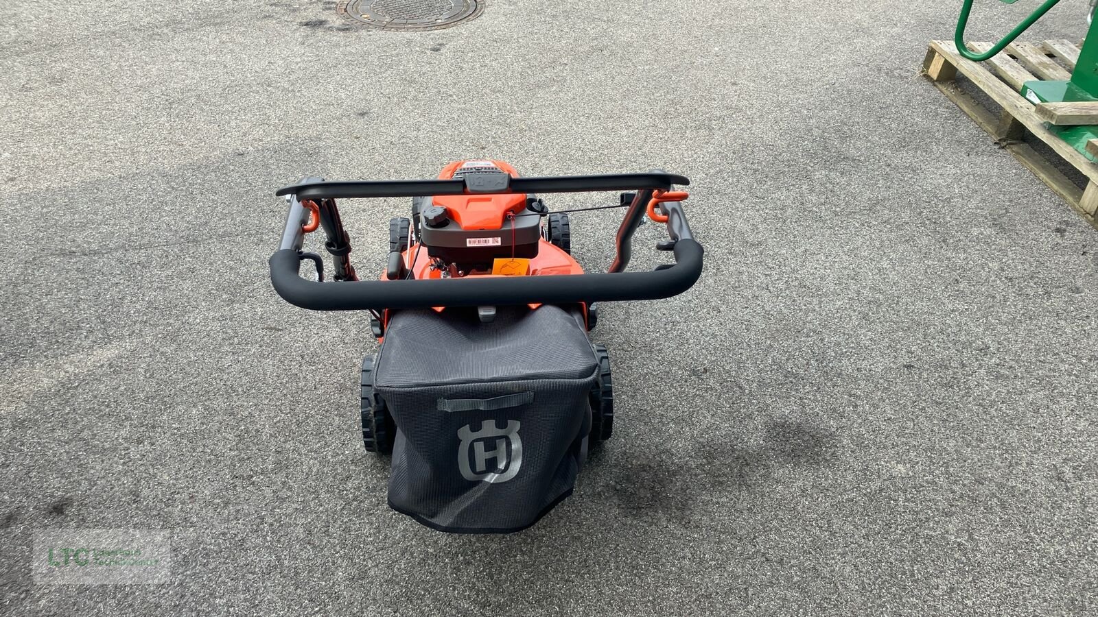 Rasenmäher of the type Husqvarna LC 253S, Neumaschine in Redlham (Picture 8)