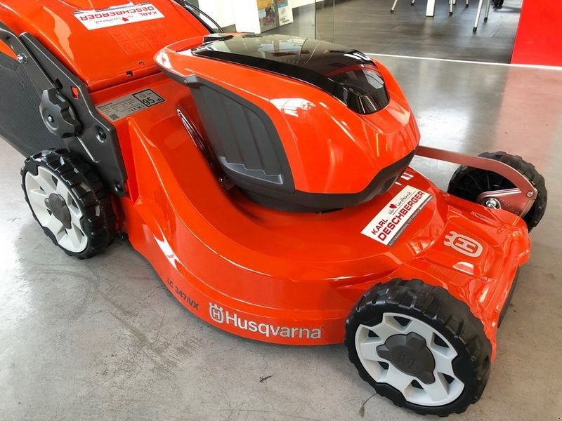 Rasenmäher des Typs Husqvarna LC 347iVX Akku-Rasenmäher, Neumaschine in St. Marienkirchen (Bild 7)