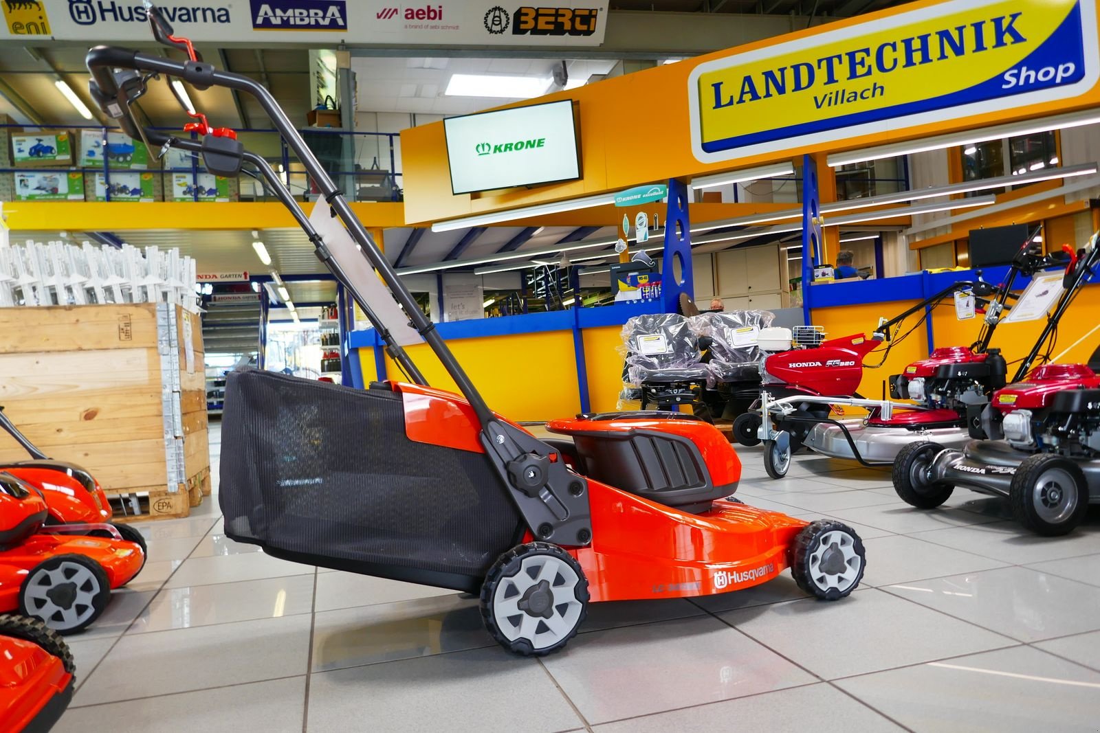 Rasenmäher of the type Husqvarna LC 347iVX Akku, Gebrauchtmaschine in Villach (Picture 4)