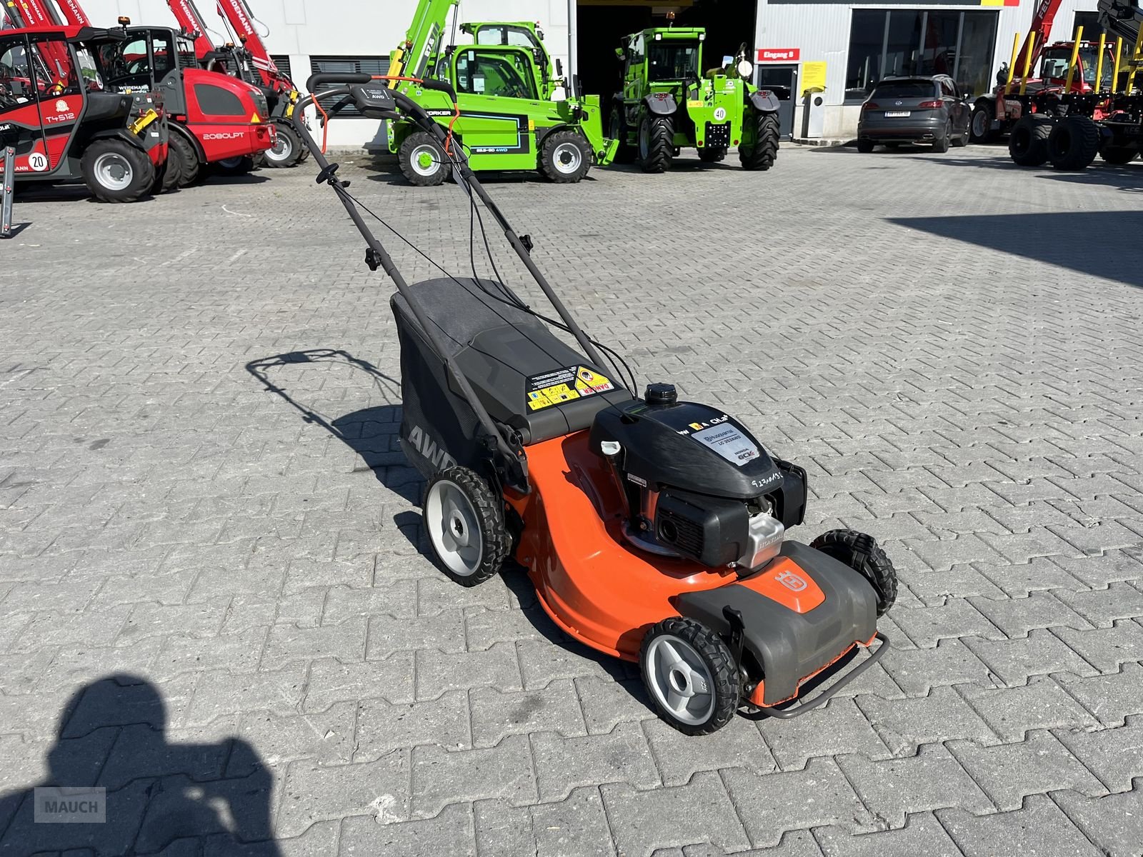 Rasenmäher des Typs Husqvarna LC 353AWD leicht gebraucht inkl. Mulchstopfen, Gebrauchtmaschine in Burgkirchen (Bild 3)