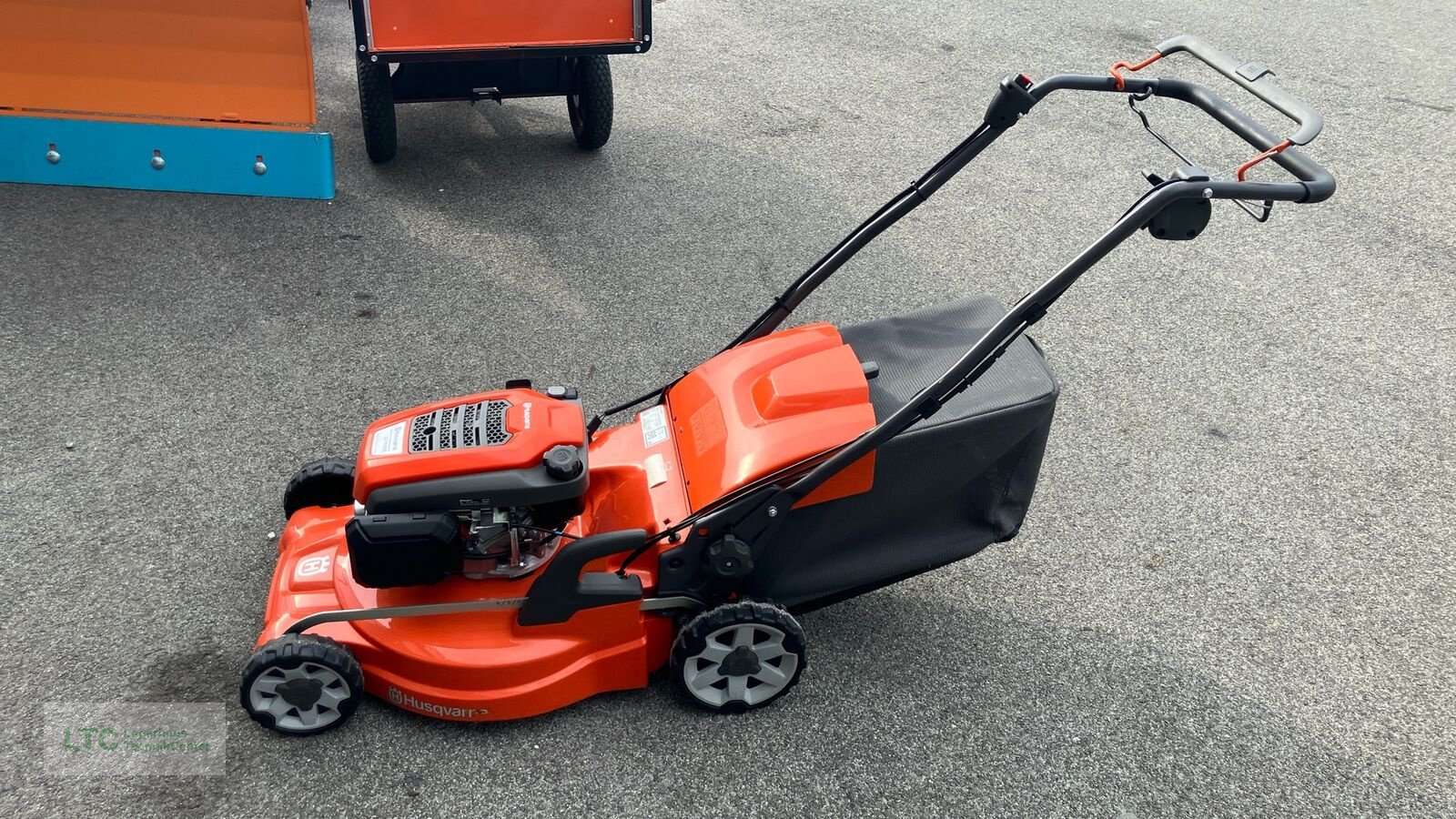 Rasenmäher of the type Husqvarna LC 353VE, Neumaschine in Redlham (Picture 9)