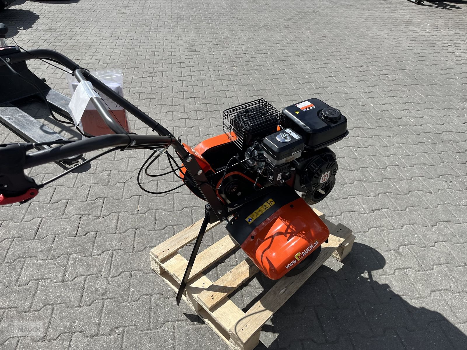 Rasenmäher a típus Husqvarna Motorhacke TF 325, Neumaschine ekkor: Burgkirchen (Kép 8)