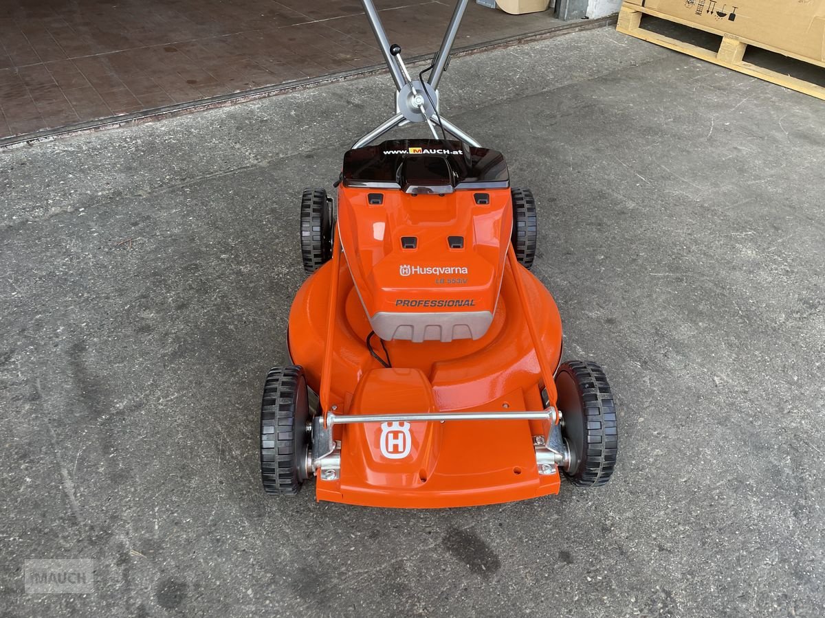Rasenmäher tip Husqvarna Mulchmäher LB 553iV Profirasenmäher, Neumaschine in Burgkirchen (Poză 5)