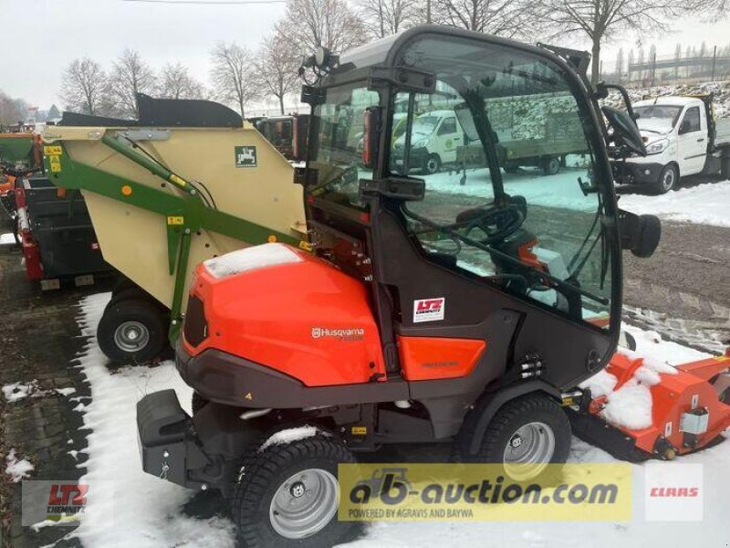 Rasenmäher van het type Husqvarna RIDER P525DX M.KABINE +MÄHDECK, Neumaschine in Hartmannsdorf (Foto 1)