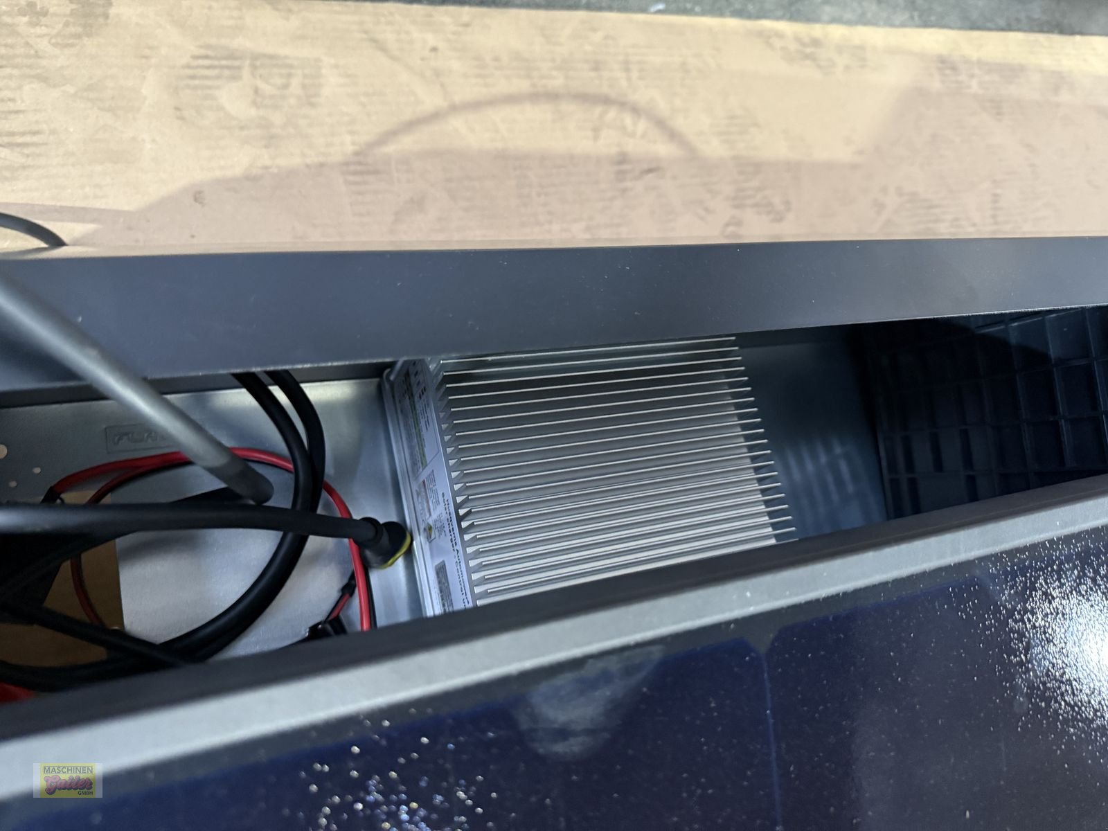 Rasenmäher typu Husqvarna Solar Charger, Vorführmaschine v Kötschach (Obrázek 4)