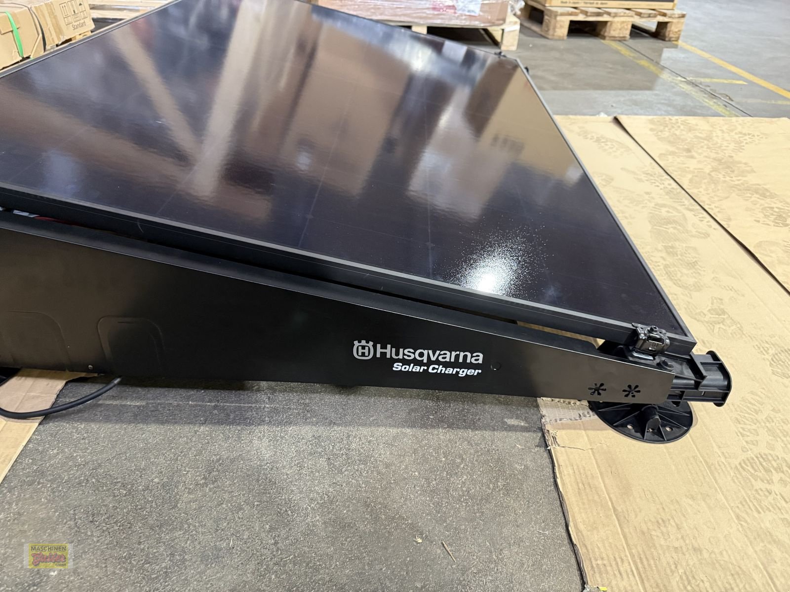 Rasenmäher typu Husqvarna Solar Charger, Vorführmaschine v Kötschach (Obrázek 8)