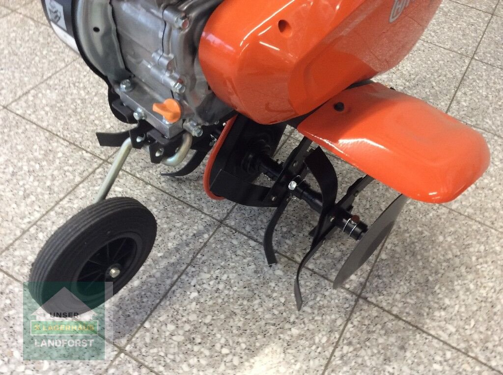 Rasenmäher of the type Husqvarna TF 225, Neumaschine in Kobenz bei Knittelfeld (Picture 7)