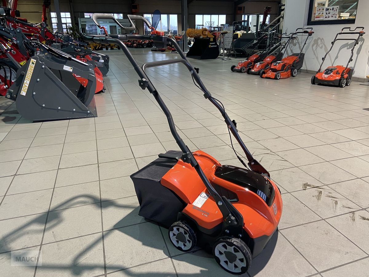 Rasenmäher a típus Husqvarna Vertikutierer S138i, SET mit Akku&Ladegerät, Neumaschine ekkor: Burgkirchen (Kép 12)