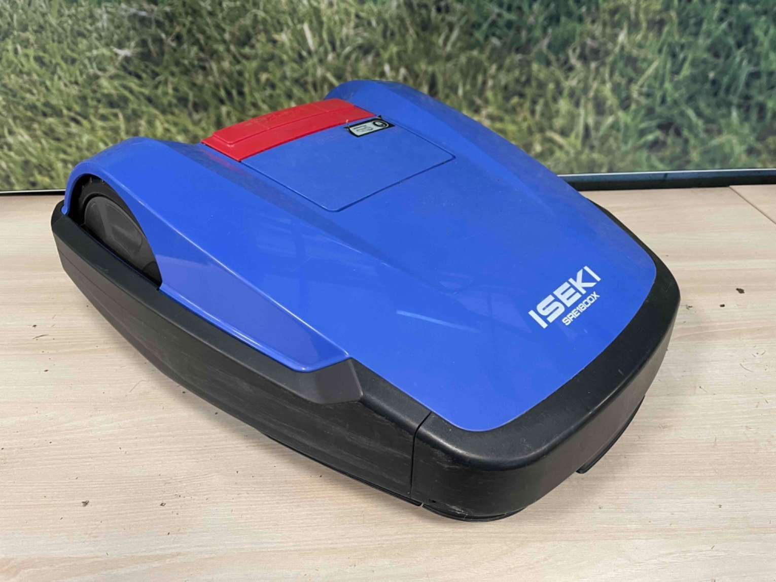 Rasenmäher typu Iseki Robot de tonte SRE1800X Iseki, Gebrauchtmaschine v LA SOUTERRAINE (Obrázek 4)