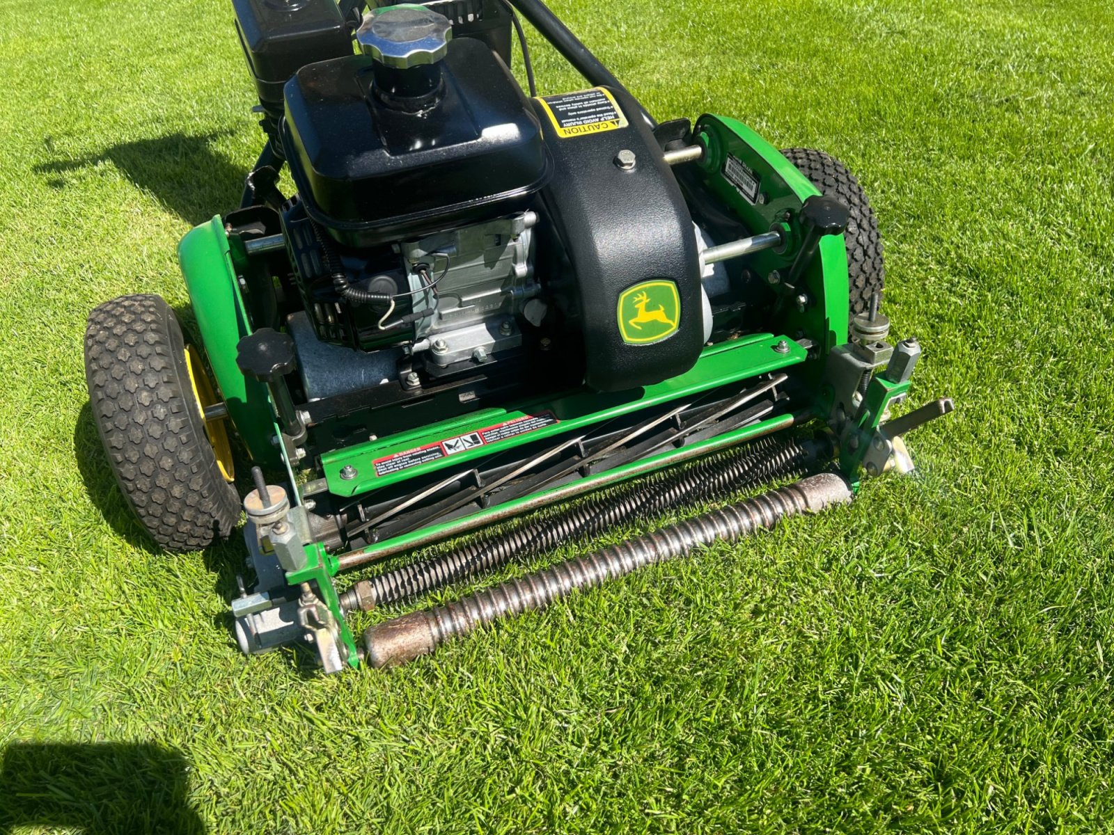 Rasenmäher of the type John Deere 220B, Gebrauchtmaschine in Mondsee (Picture 5)