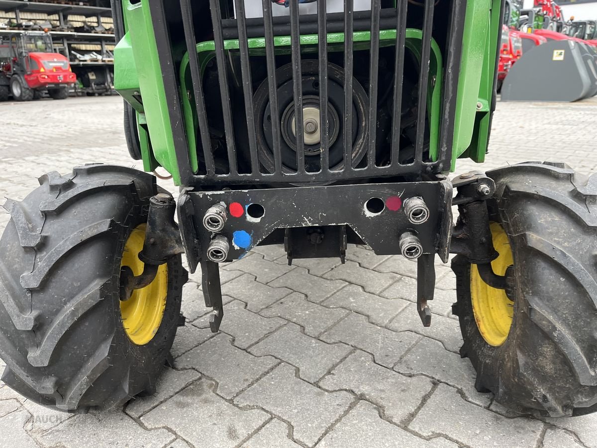 Rasenmäher του τύπου John Deere John Deere 332 mit Rückewagen & Schneeschild, Gebrauchtmaschine σε Burgkirchen (Φωτογραφία 2)
