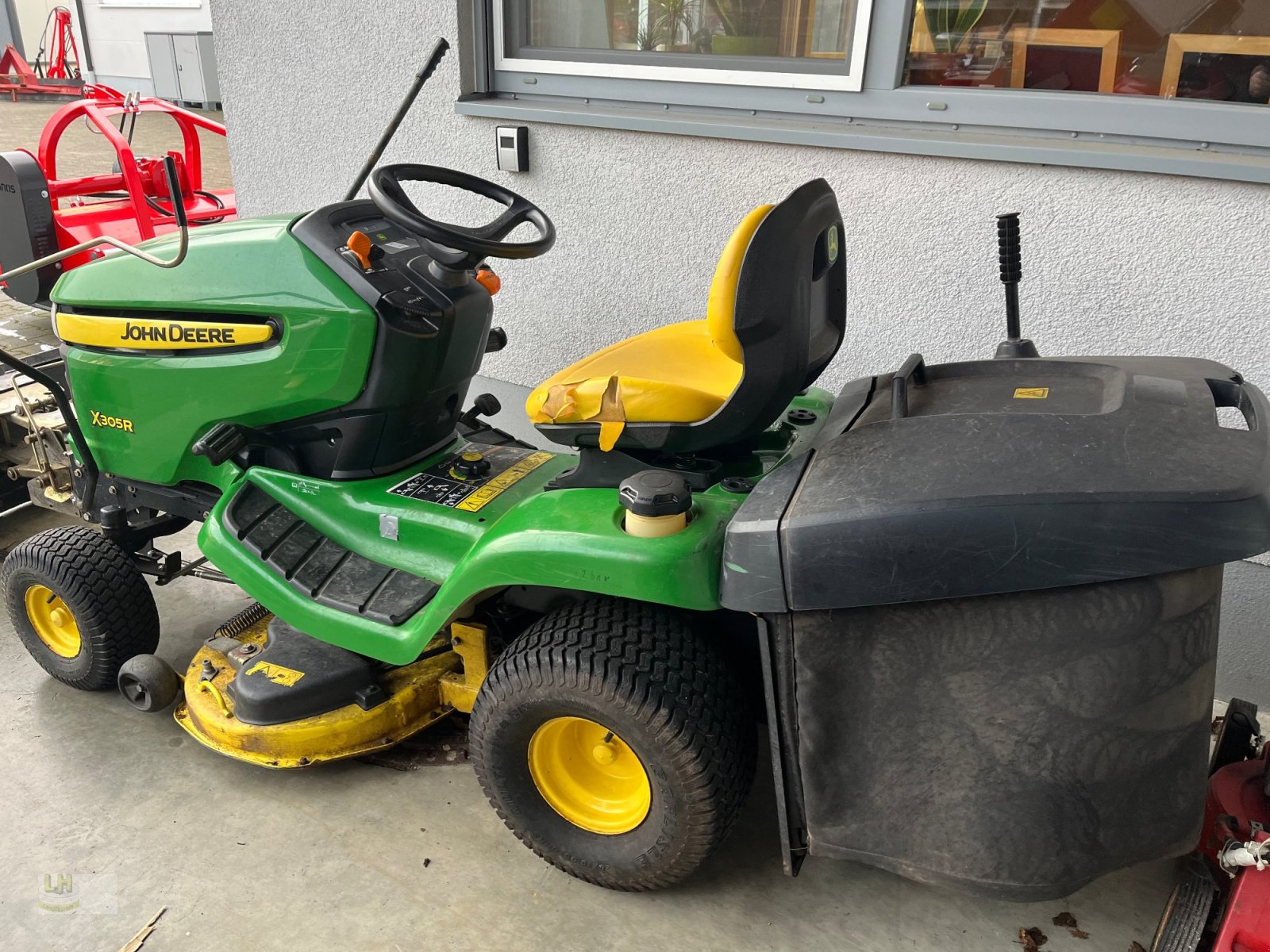Rasenmäher typu John Deere X 305 R, Gebrauchtmaschine v Aresing (Obrázek 3)