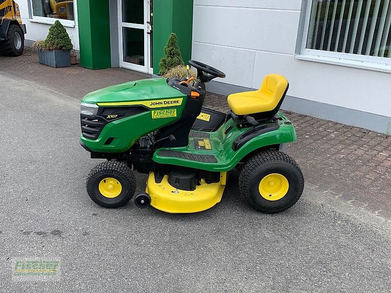 Rasenmäher of the type John Deere X107, Neumaschine in Kroppach (Picture 2)
