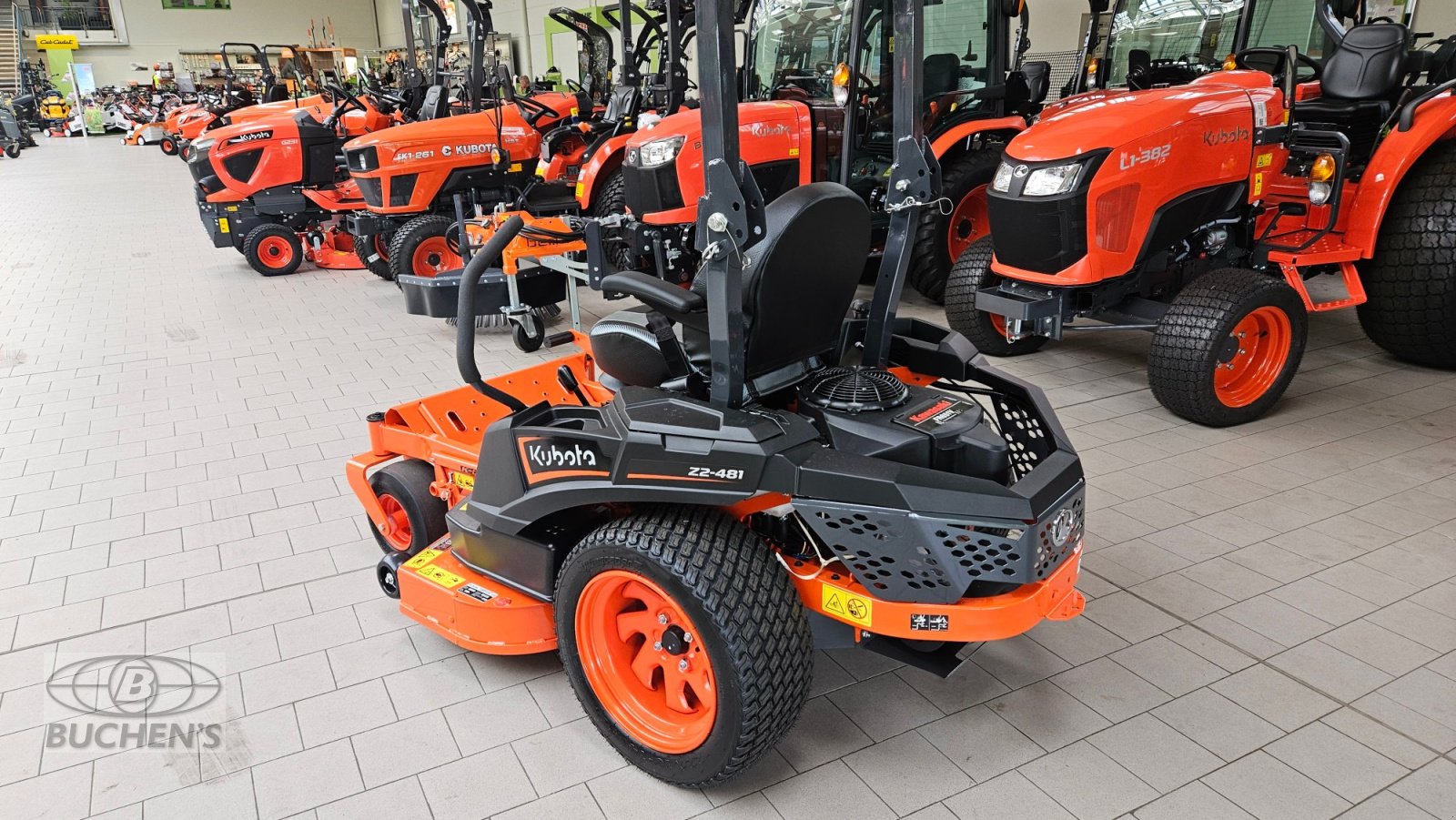 Rasenmäher of the type Kubota Z2-481, Neumaschine in Olpe (Picture 9)