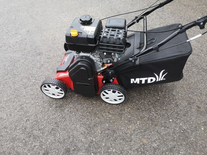 Rasenmäher tip MTD-Motorgeräte MTD Vertikutierer Optima 35 VO, Neumaschine in NATTERNBACH (Poză 7)