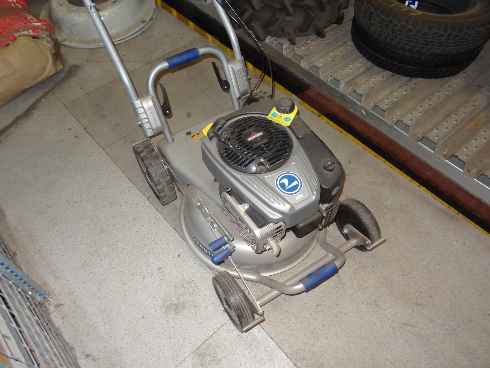 Rasenmäher of the type Mulchmaster B&S Motor, Neumaschine in St.Andrä-Wördern (Picture 7)