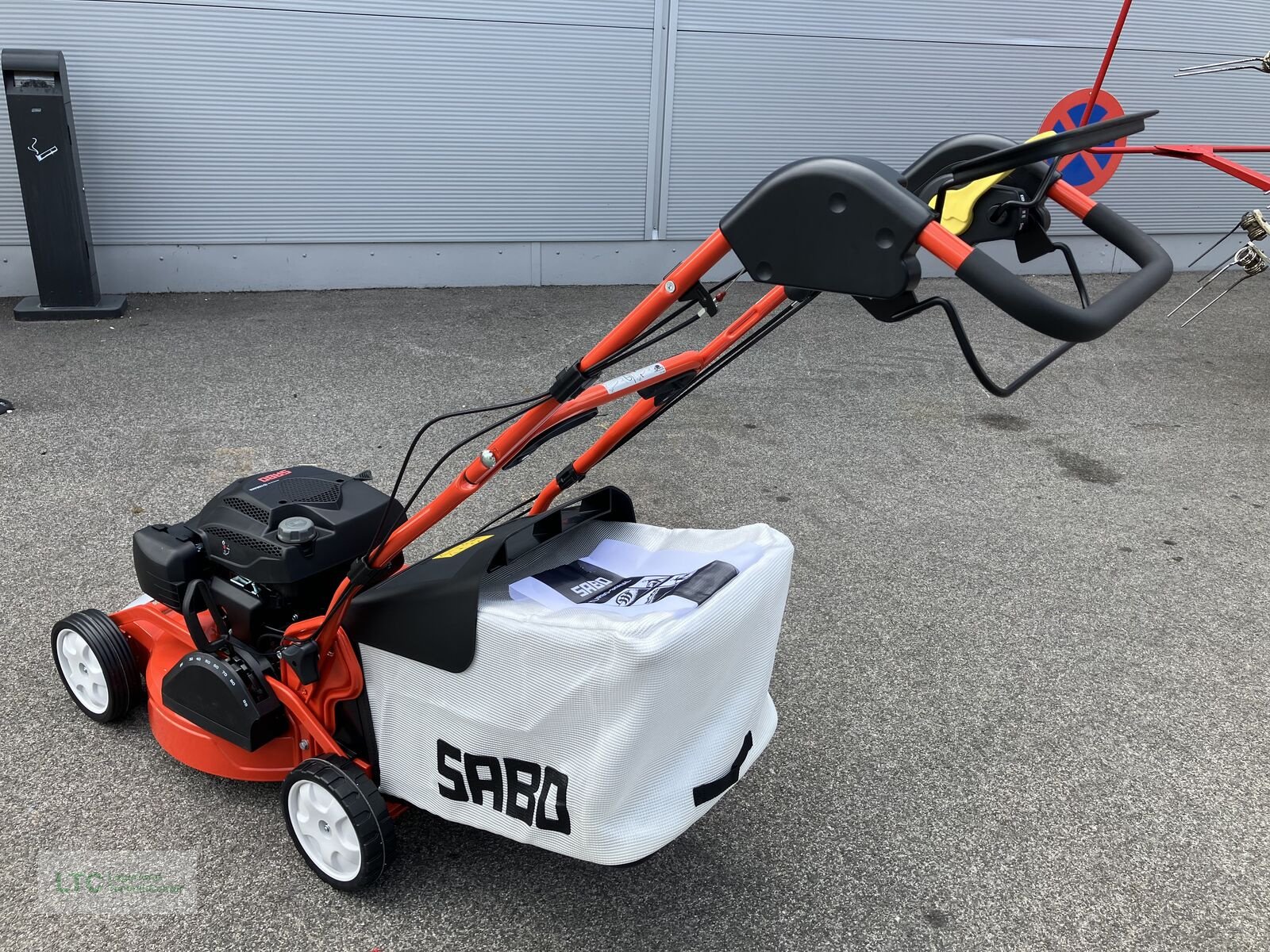 Rasenmäher des Typs Sonstige 54- K Vario B, Neumaschine in Redlham (Bild 4)