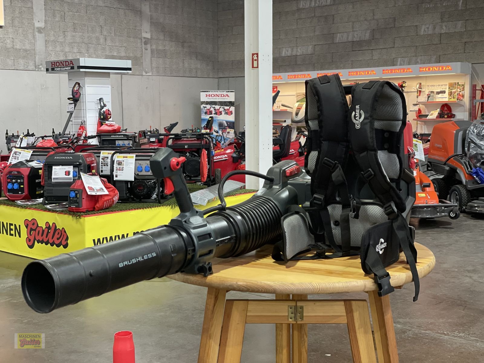 Rasenmäher typu Sonstige Cramer Backpack Blower 82B26, Neumaschine v Kötschach (Obrázek 9)