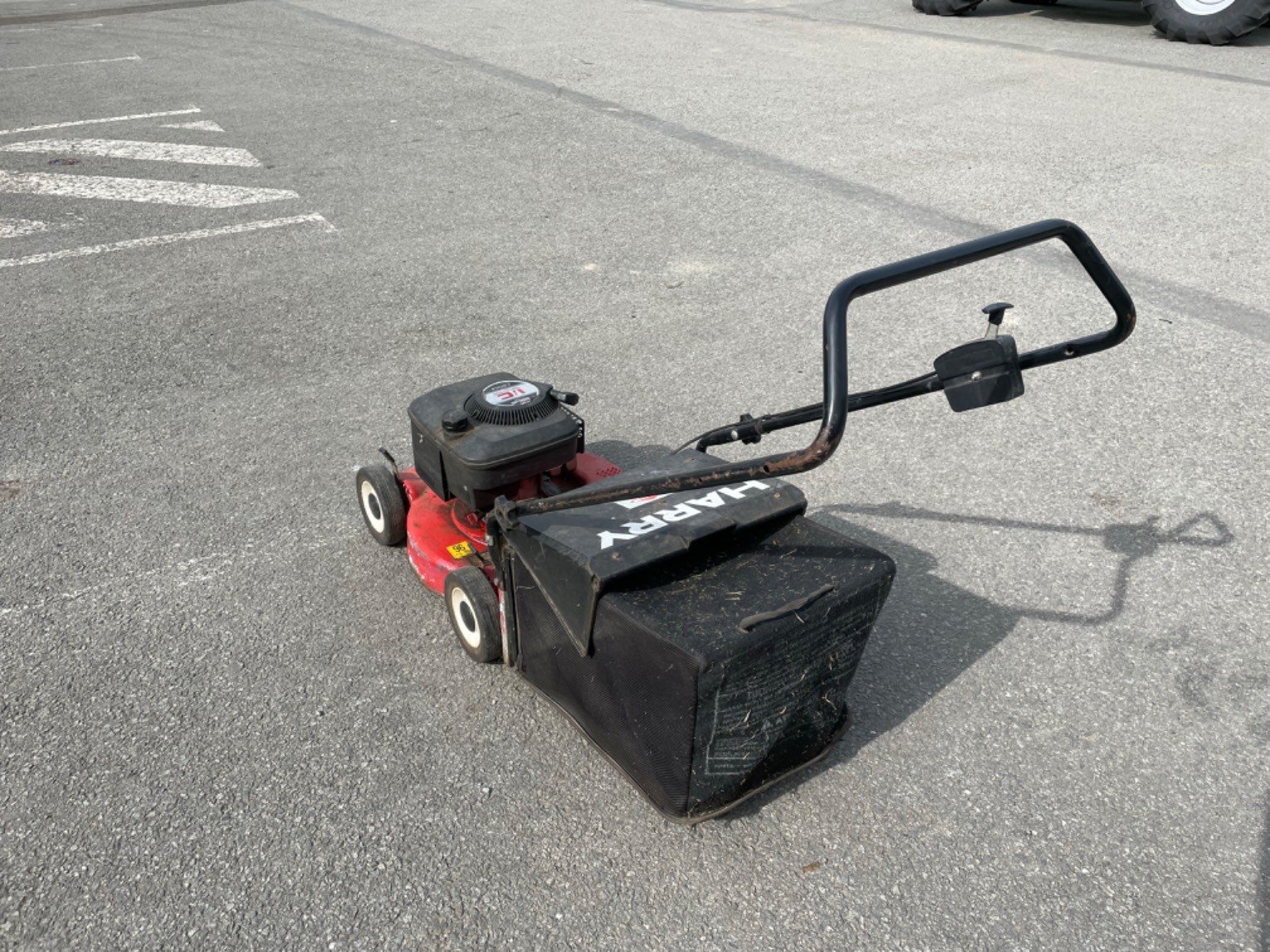 Rasenmäher typu Sonstige HARRY, Gebrauchtmaschine v LA SOUTERRAINE (Obrázek 3)