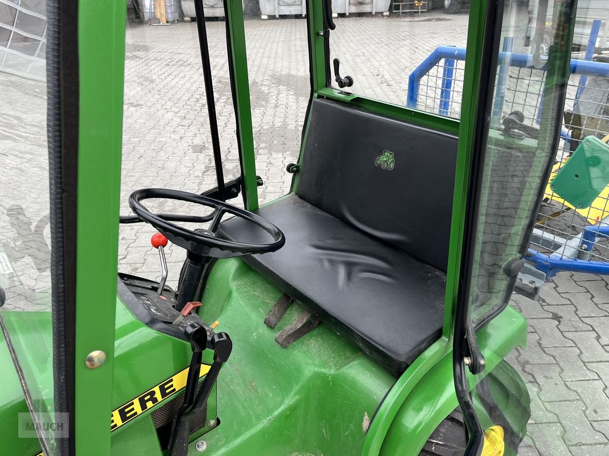 Rasenmäher des Typs Sonstige John Deere 332 mit Rückewagen & Schneeschild, Gebrauchtmaschine in Burgkirchen (Bild 12)