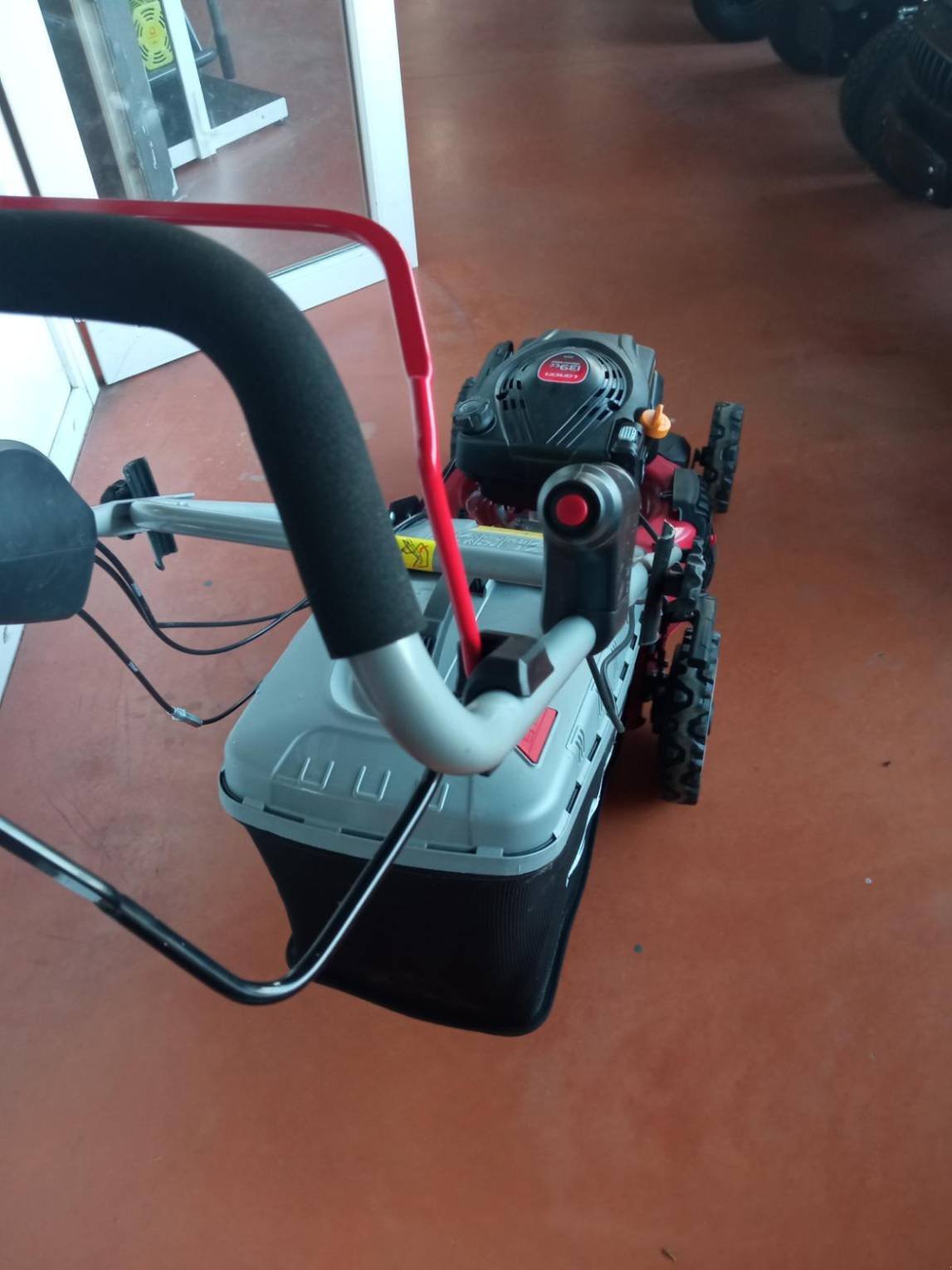 Rasenmäher типа Sonstige PTM 460TIVX, Gebrauchtmaschine в LA SOUTERRAINE (Фотография 2)